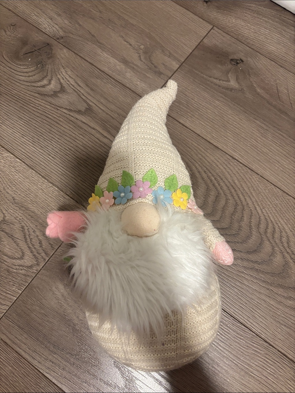 Plush Cream Gnome with Floral Crown - Kids Accessory